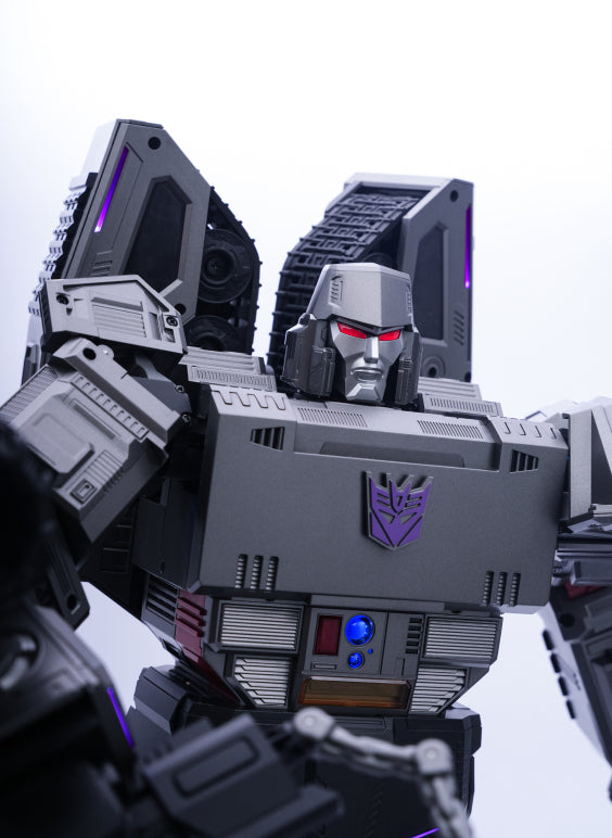 Flagship Megatron Robot (Standard Edition)