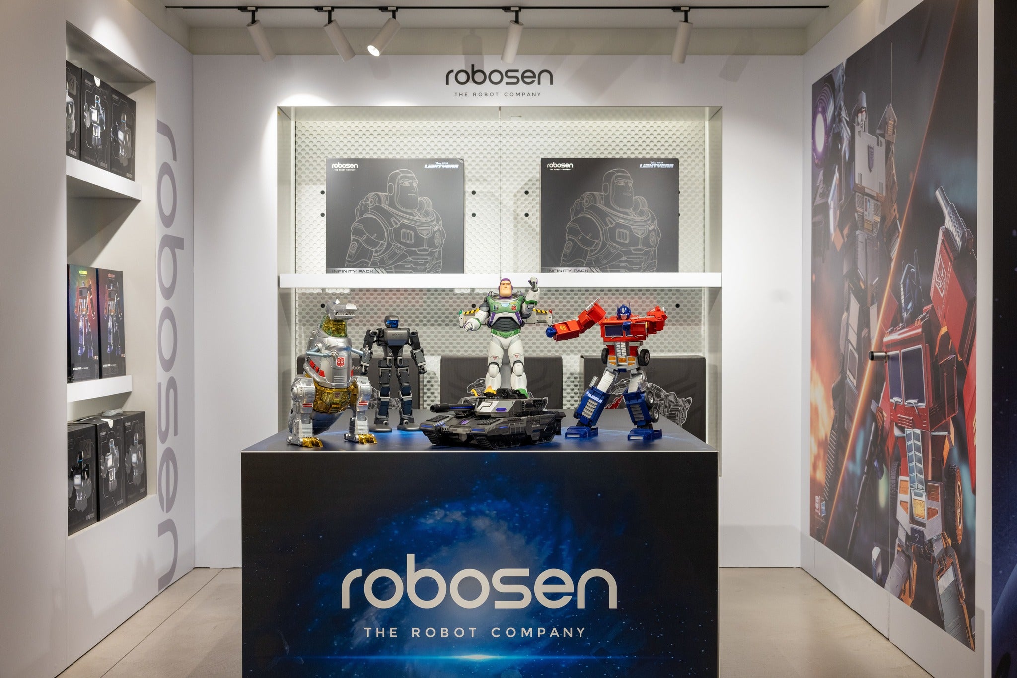 Robosen Launches Pop-Up Store at Harrods