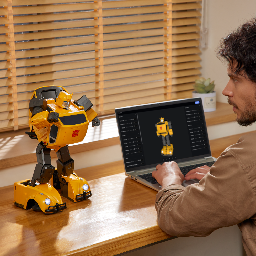 Flagship Bumblebee Auto-Converting Robot