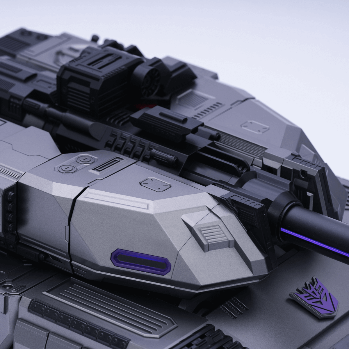 Robosen Flagship Megatron (Limited Edition)